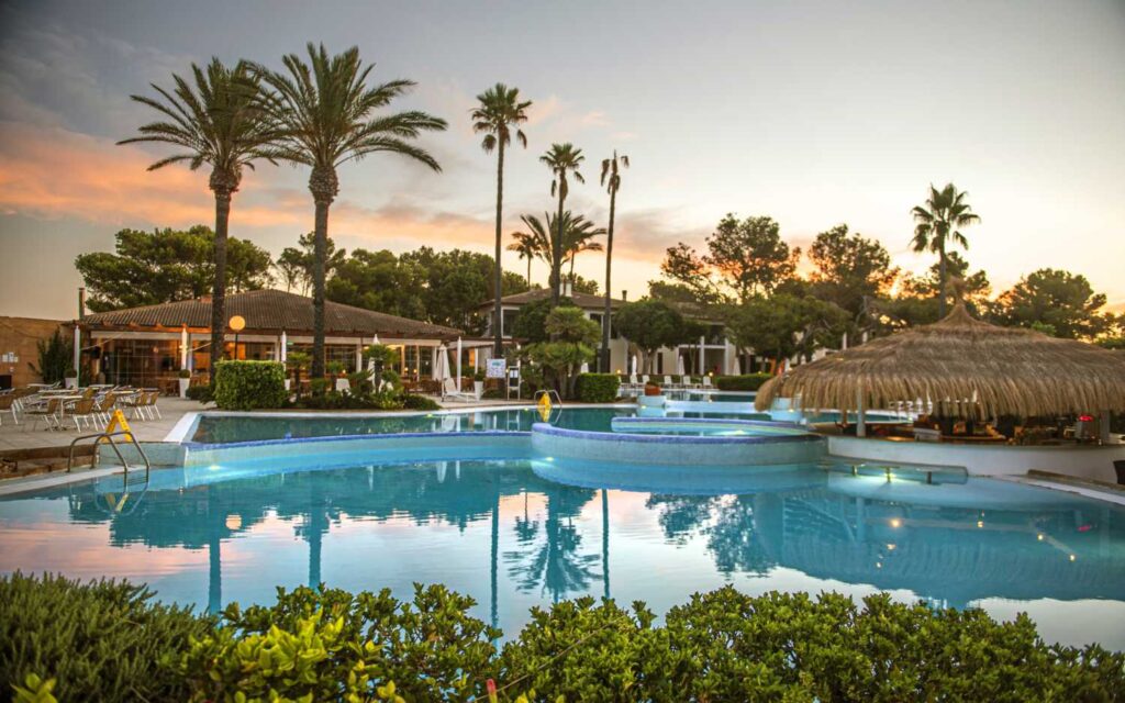 Blau colonia pool 1
