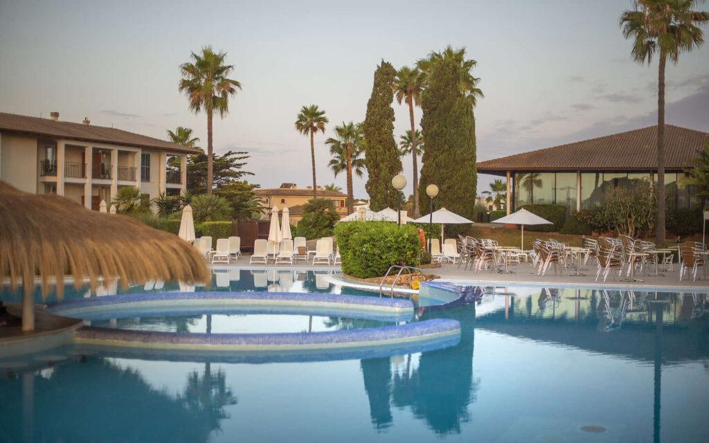 Blau colonia pool 5