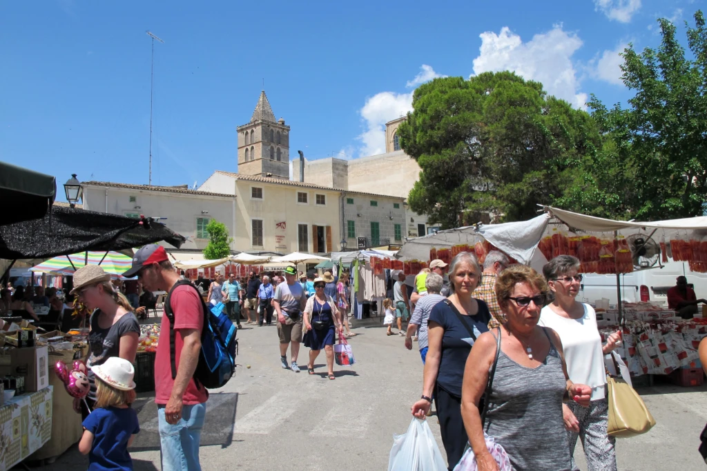 Sineu market 2 1024